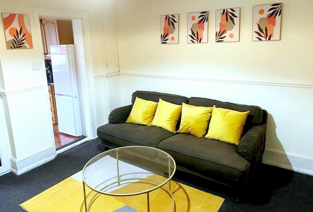 Evo A - Gravesend 1 Bedroom Apartment エクステリア 写真