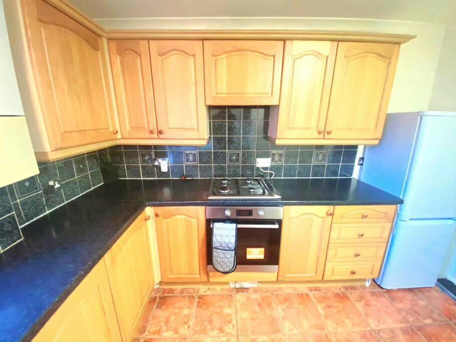 Evo A - Gravesend 1 Bedroom Apartment エクステリア 写真