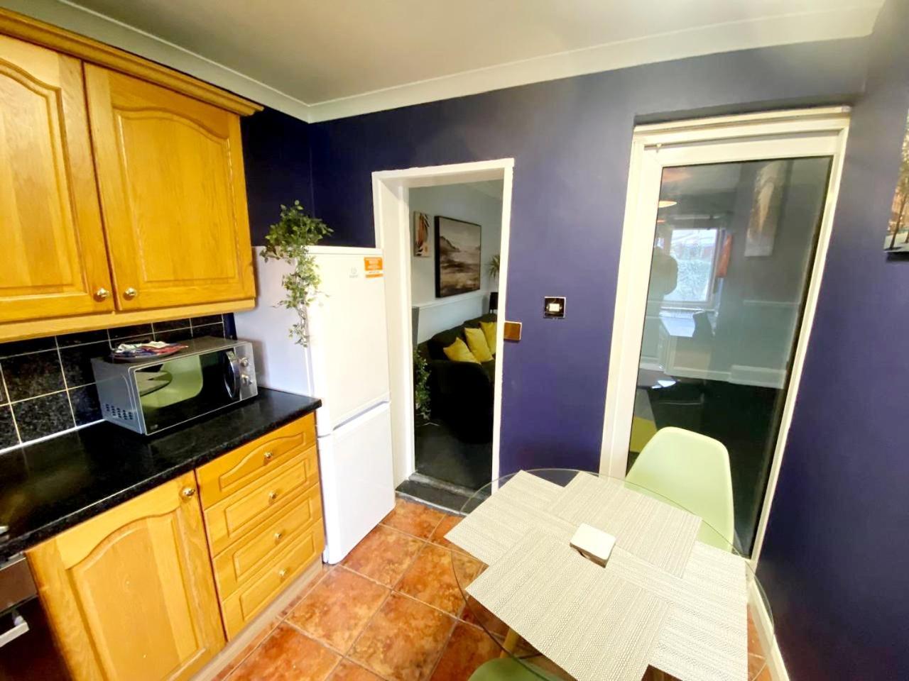 Evo A - Gravesend 1 Bedroom Apartment エクステリア 写真